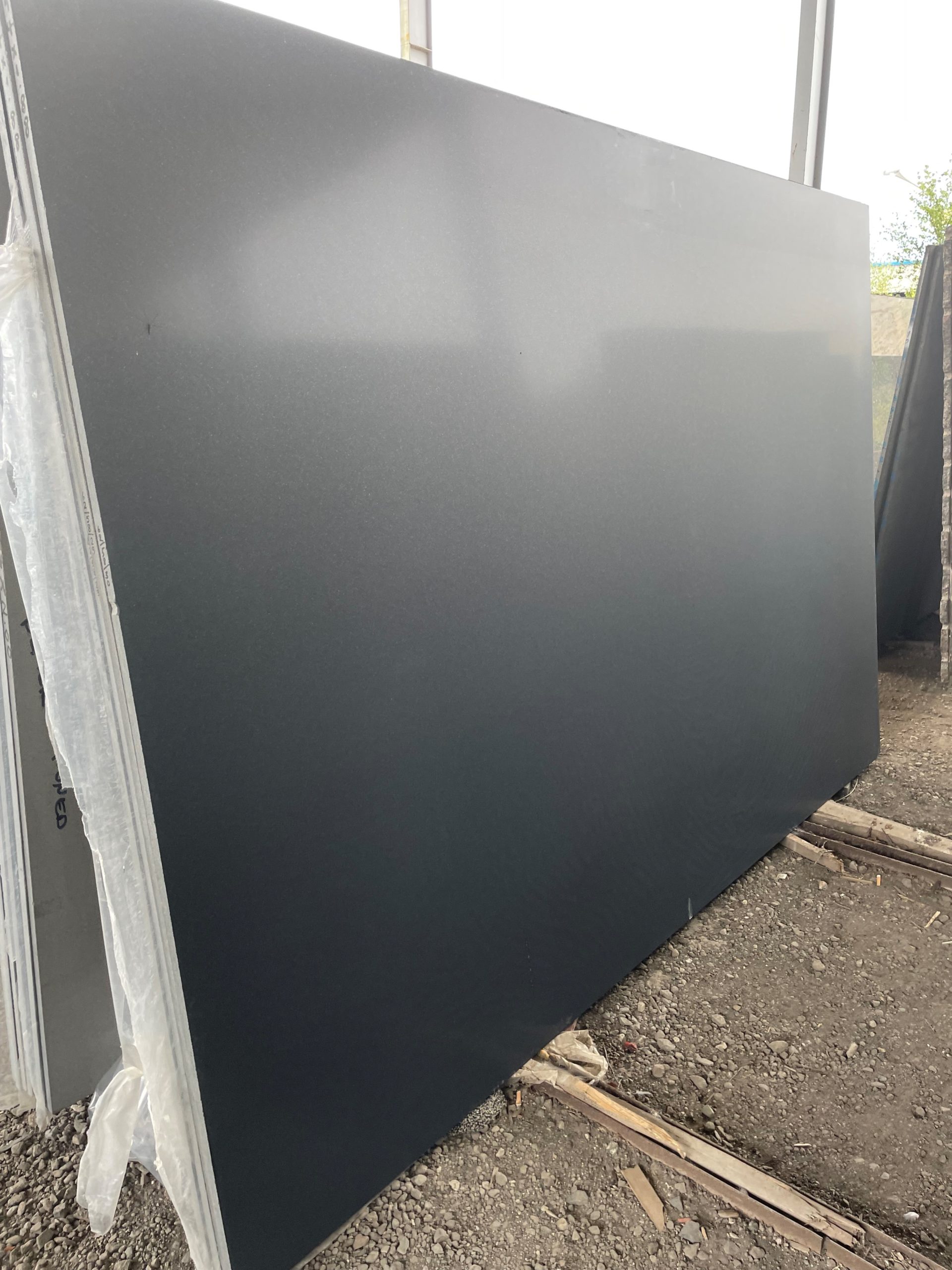 PREMIUM BLACK HONED - Image 2